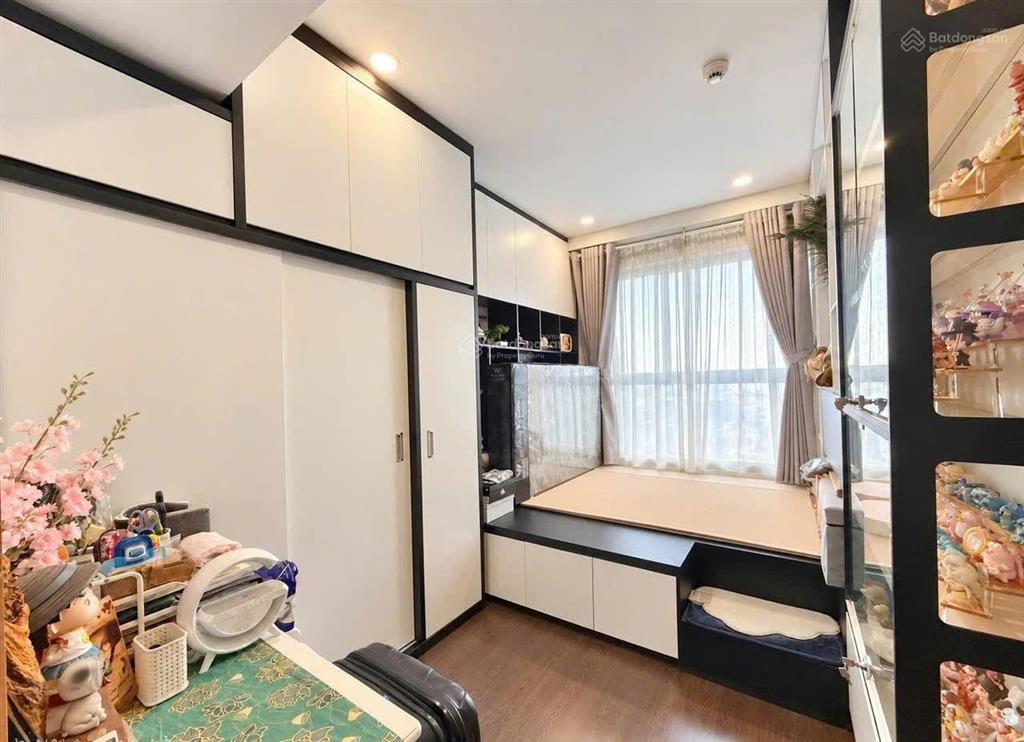 Cho thuê căn hộ đẹp mới y hình 100%, căn góc 75m2 2pn 2wc giá 19 triệu/tháng tại cc golden mansion