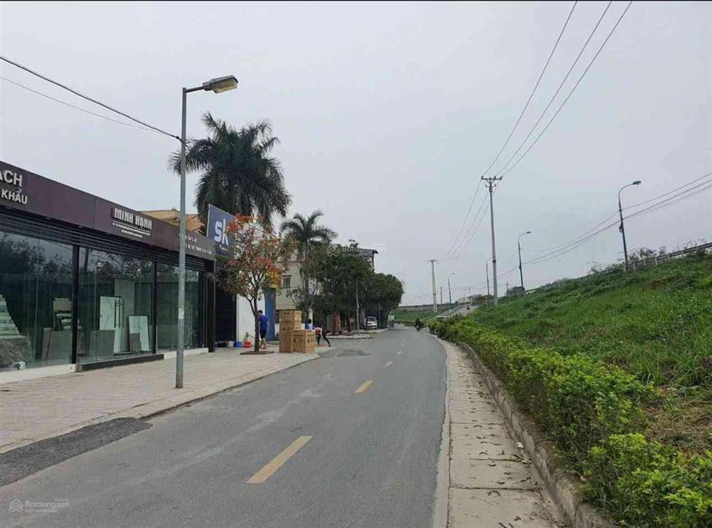 Bán đất mặt phố khuyến lương 97 m 19 tỷ