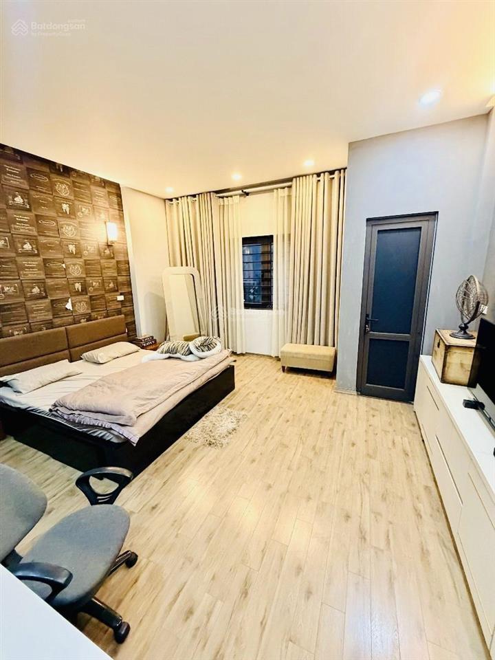 Các bác tài chính 20 tỷ tìm nhà phân lô trung kính  mạc thái tổ đâu ạ. rất tiếc nếu bỏ qua căn này
