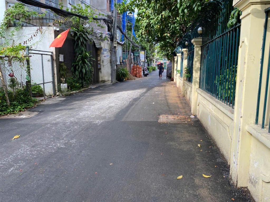 256m² (11x24m) ngang lớn  khu trần não  đất xây chdv  quận 2