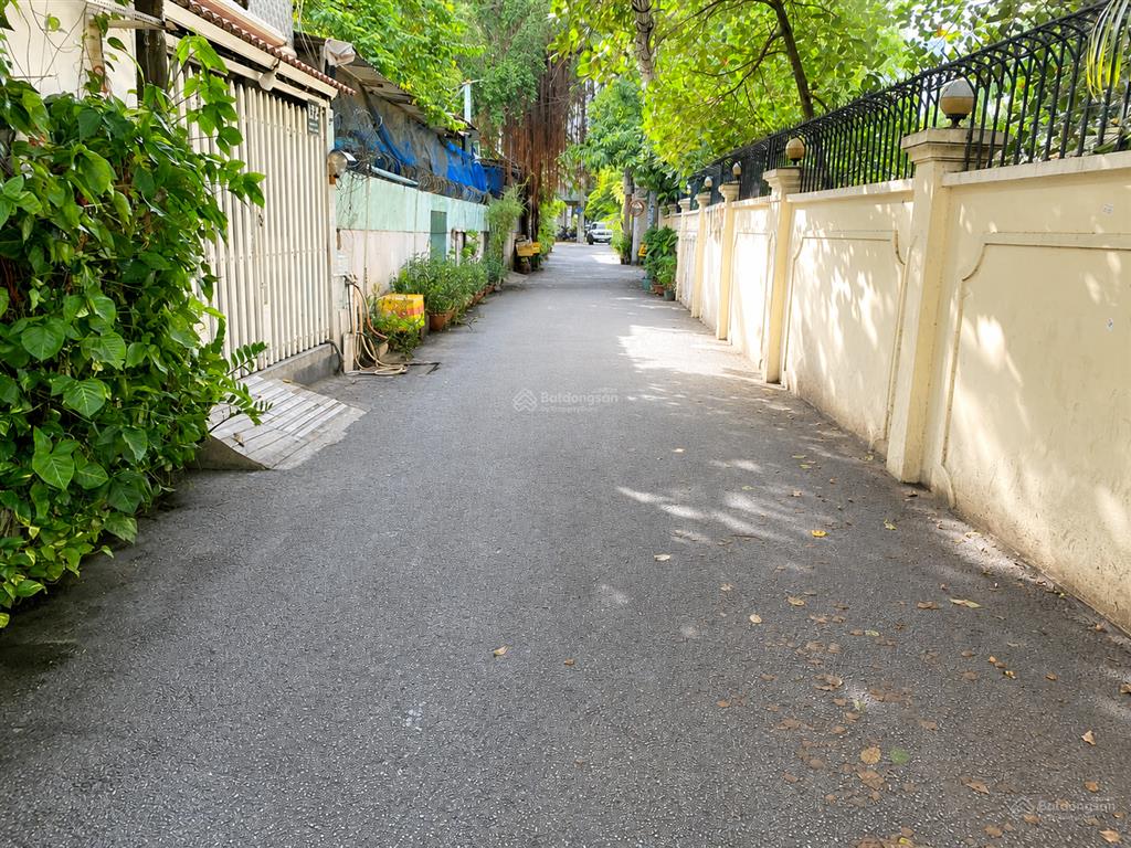 256m² (11x24m) ngang lớn  khu trần não  đất xây chdv  quận 2