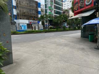 168m² ngang 8.7m  ngay đầu hẻm phan xích long  đất xây chdv