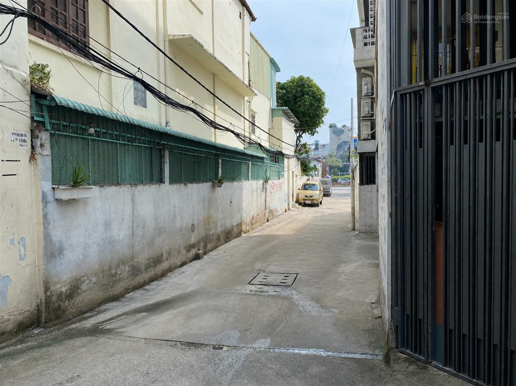 Tòa chdv 50 phòng ngang 10m  thang máy, pccc chuẩn  gần ngã tư hàng xanh