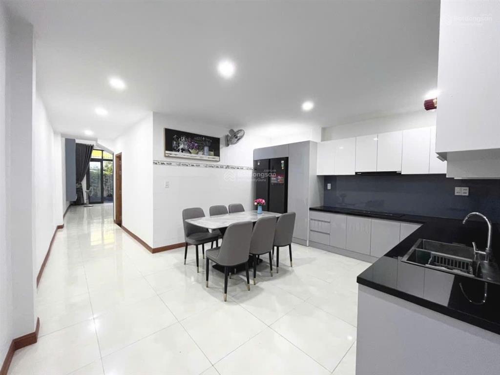 Mình chính chủ cần bán nhà gác lững đúc kiệt 672 trường chinh , p. hòa phát. nhà kiên cố