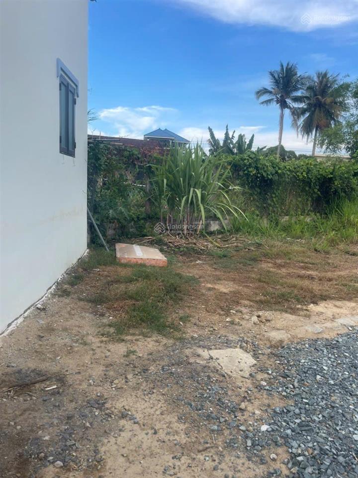 Bán lô đất dt 135,9 mv cách đường võ nguyên giáp 300m