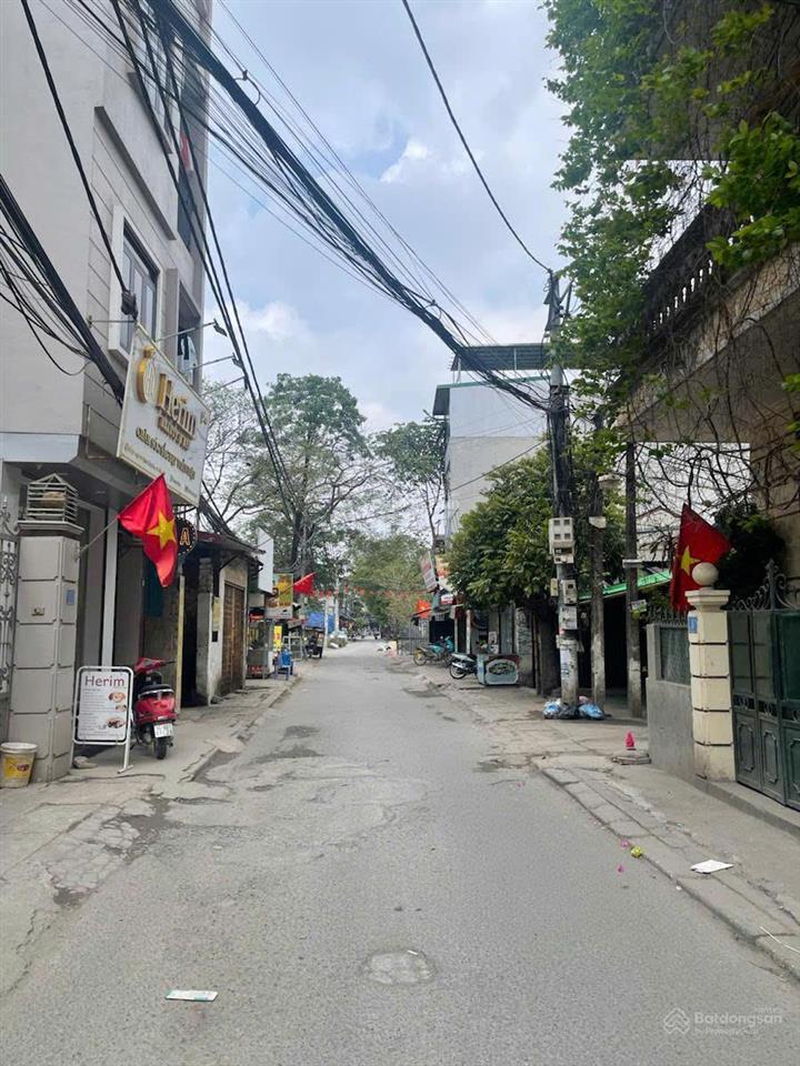Thật 100%! bán nhà định công đường ô tô tải tránh nhau dt145m2 mặt tiền 6.3m giá 240tr/m2 sổ đỏ