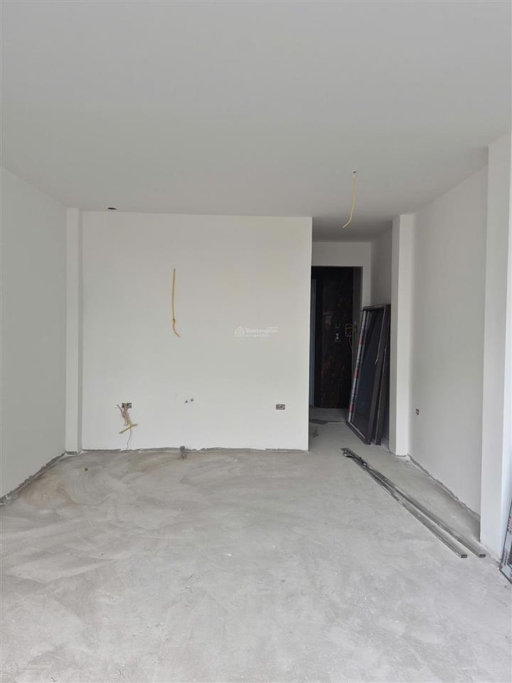 Bán nhà khu vực trần hưng đạo, dt 40m x 8 tầng thang máy, mặt tiền 3.9m, 31 tỷ