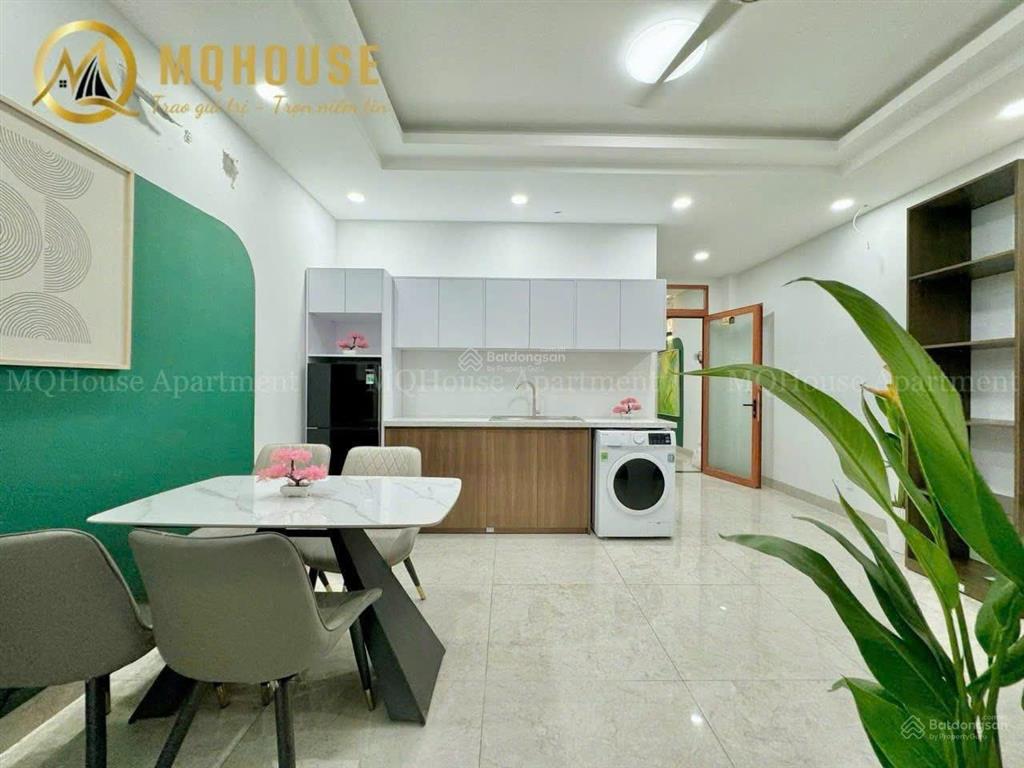 Căn hộ 2pn ban công thông thoáng nguyễn thị minh khai quận 1 gần nhà thờ đức bà