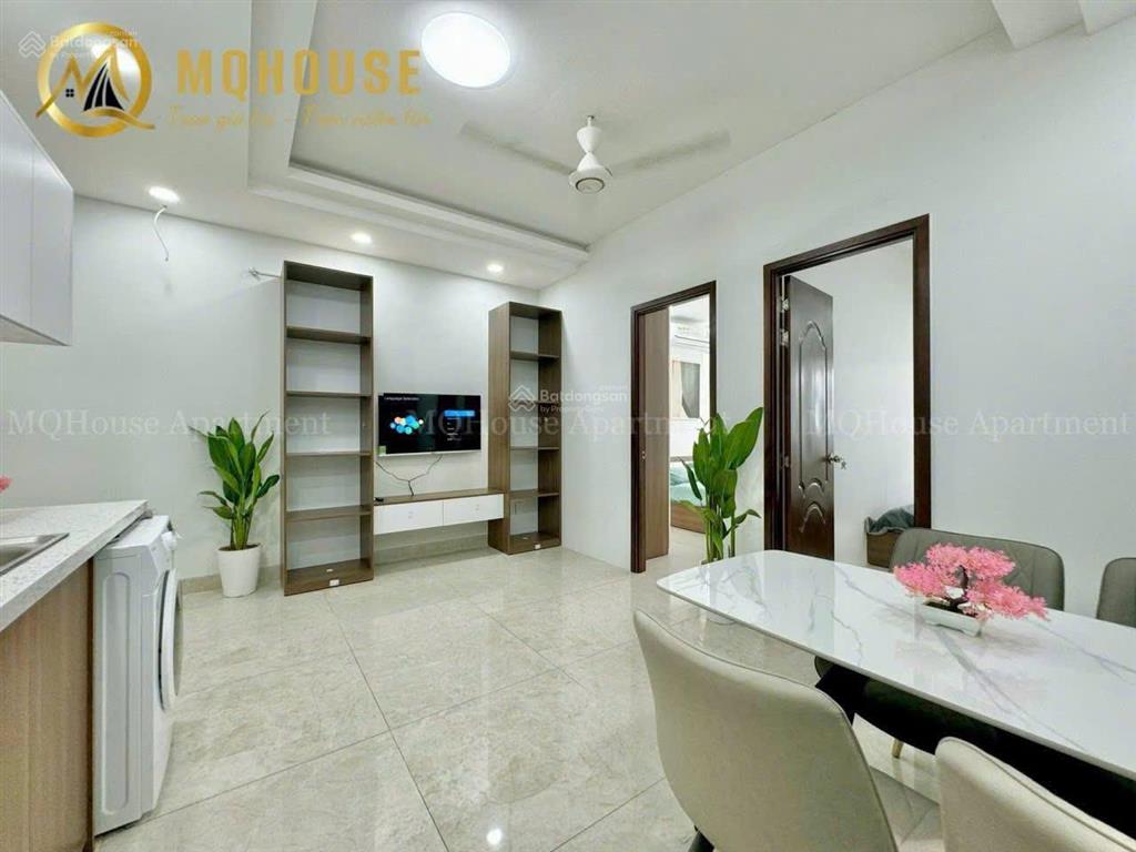 Căn hộ 2pn ban công thông thoáng nguyễn thị minh khai quận 1 gần nhà thờ đức bà