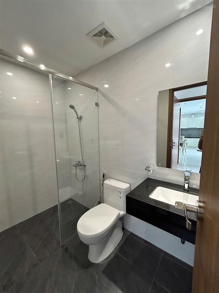 Chung cư satra eximland căn 95m2,2p ngủ,nội thất,17tr/th