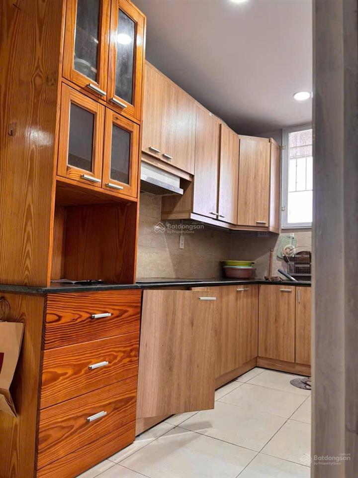 Cho thuê căn hộ 90m2, 2p ngủ, chung cư 590 cmt8