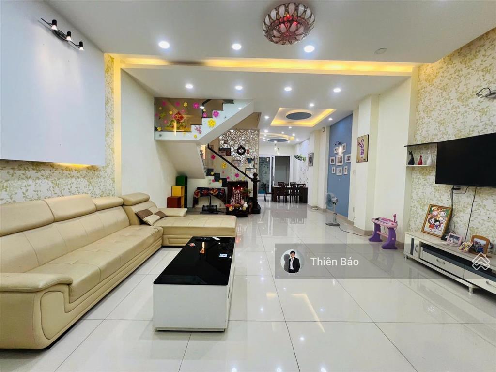 Gần thpt nguyễn trung trực  bán nhà hxh lê đức thọ(5.6m x 21m) cn 113m² + trệt 2 lầu sân thượng