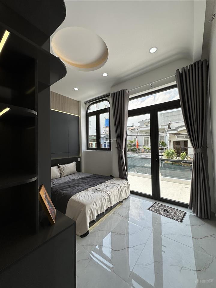 Nhỉnh 4tỷ sở hữu ngay nhà mặt tiền hẻm 5m .nhà 2tầng lầu 3pn full nội thất