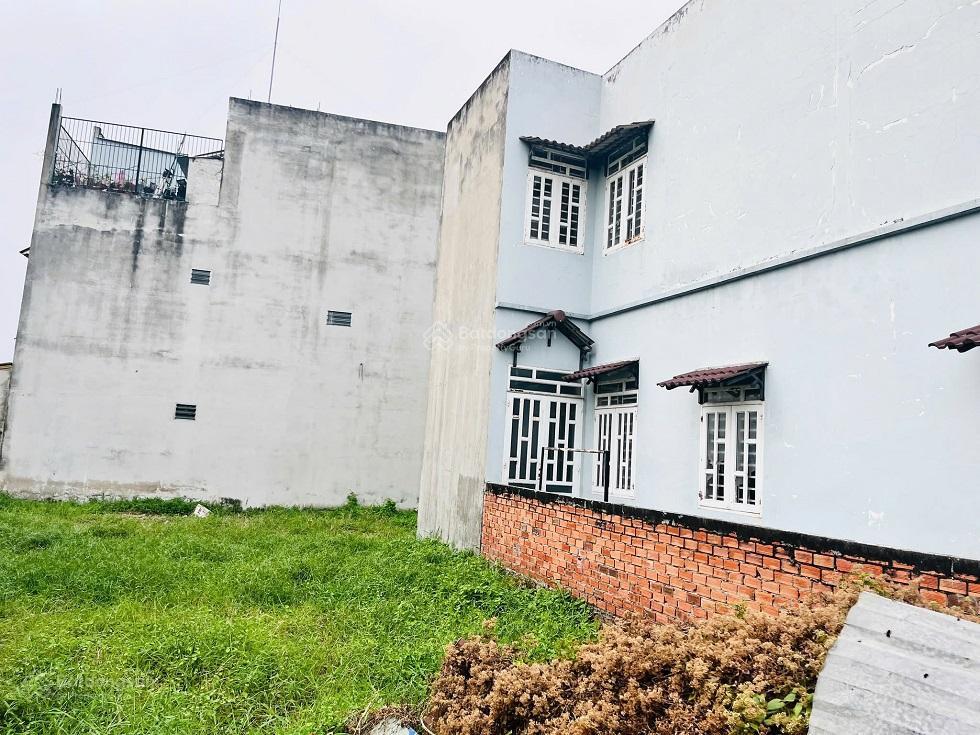 Bán đbán đất hxh ful thổm cách 1 căn ra mt xuân thới thượng 30, bà điểm, tp hcm 106m2, ngang 5m