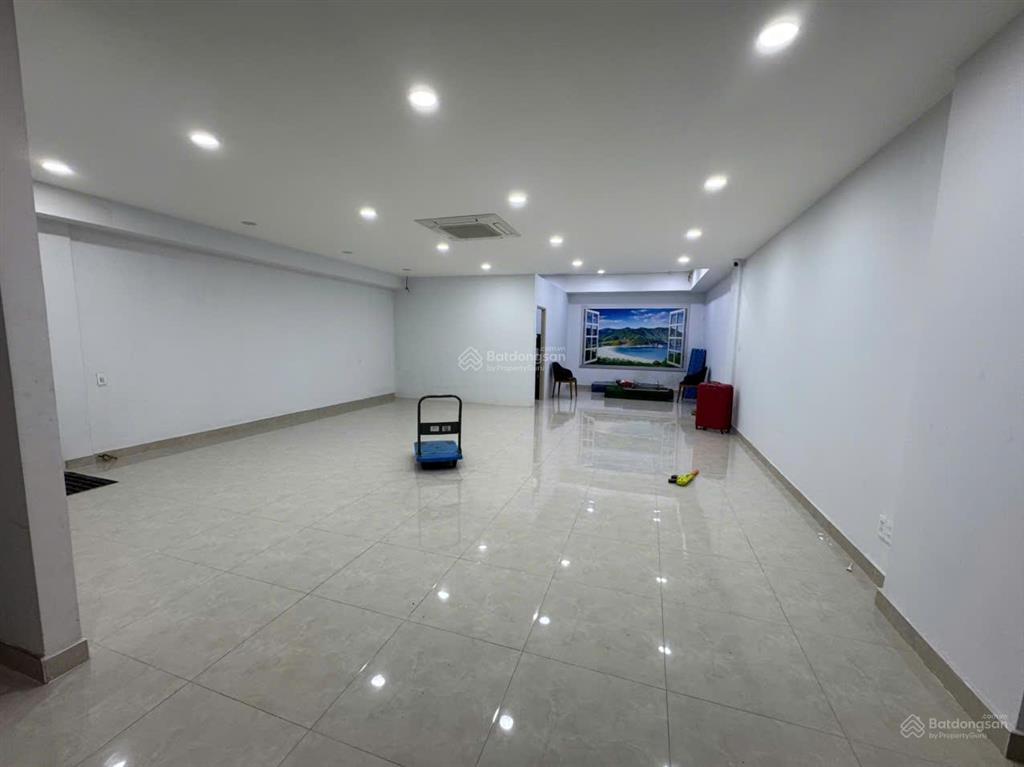Cho thuê shophouse nguyễn cơ thạch sala vị trí đẹp kinh doanh tốt giá từ 105 triệu/tháng