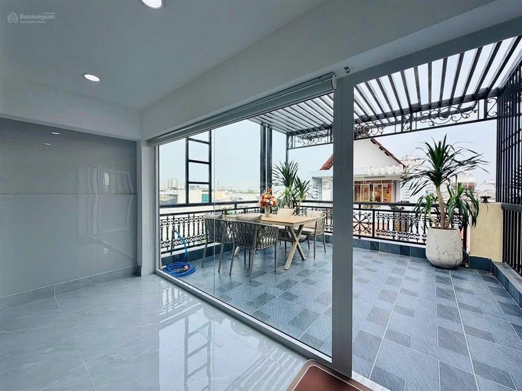 Bán nhà giá ngợp ngô tất tố, bình thạnh giá 2,86 tỷ. nhà có sẵn hđ thuê 18 triệu/tháng, sổ riêng