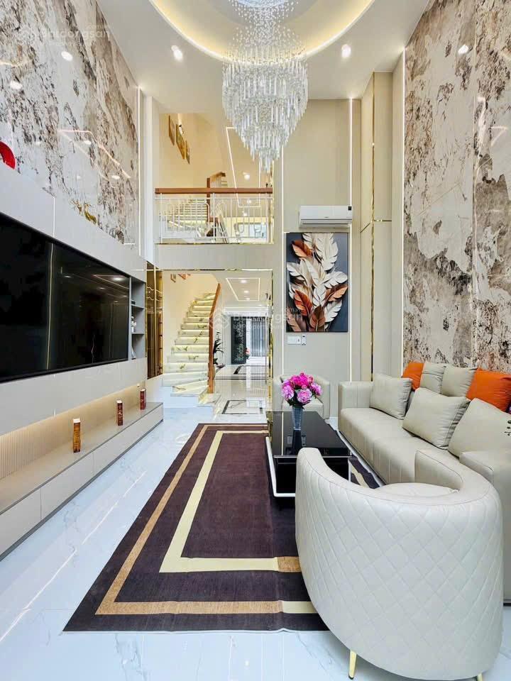 Bán nhà đẹp giá 4 tỷ 680 ở quận 3, đường nguyễn đình chiểu, sổ hồng riêng