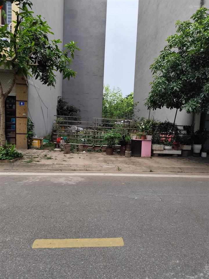 Bán đất tái định cư thanh am việt hưng 90m² , mt 6m ôtô tránh vỉa hè kinh doanh giá 22 tỷ có tl .