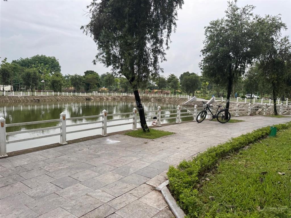 Bán đất tái định cư thanh am việt hưng 90m² , mt 6m ôtô tránh vỉa hè kinh doanh giá 22 tỷ có tl .