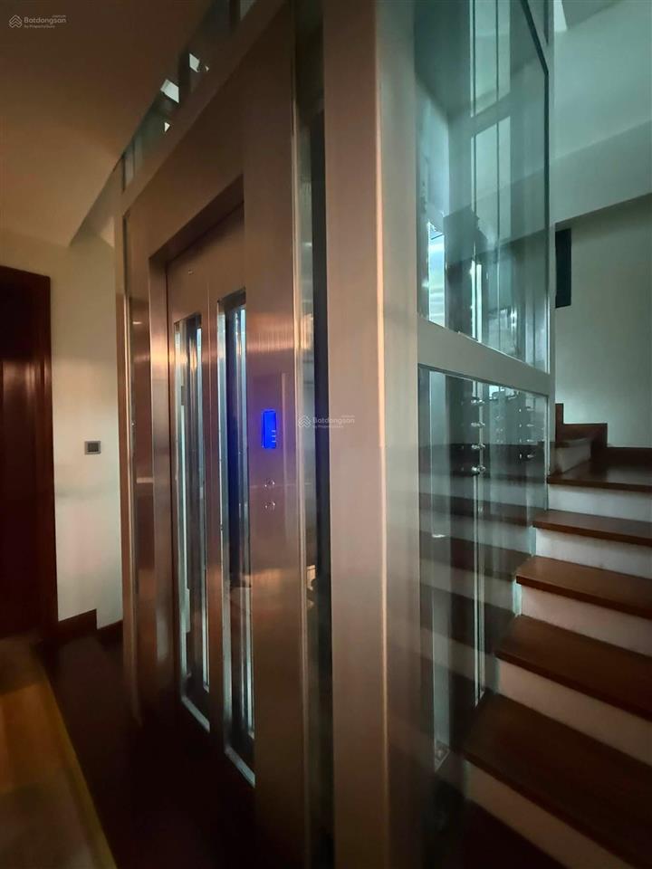 Bán nhà phố nguyễn lân cạnh hồ, 95m2 x 5t, thang máy, nở hậu, view hồ, nhỉnh 32,9 tỷ