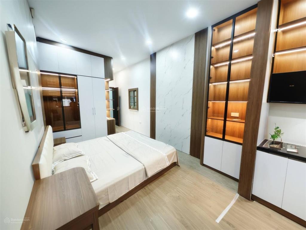 Bán nhà hoàng văn thái 45m2, ô tô đỗ cửa, 2 thoáng, full đồ, ở ngay chỉ 13 tỷ