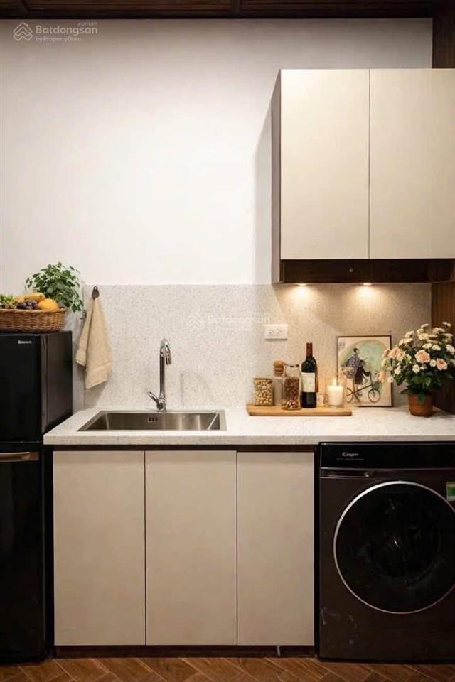 Sốc, giảm 5 tỷ. bán nhà phan đình giót 80m2 x 6 tầng, có thang máy, dòng tiền tốt chỉ 2x tỷ