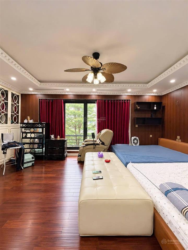 Bán biệt thự lô góc, ngã tư kđt định công 130m2, mặt tiền 20m, cạnh 4 trường học liên cấp cực đẹp