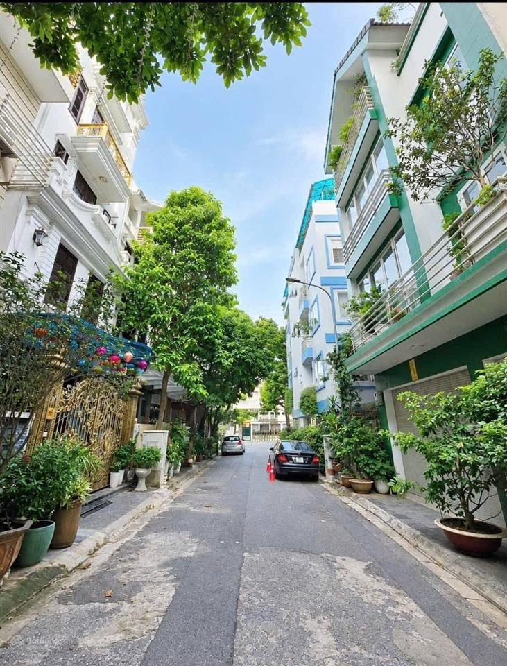 Bán nhà phân lô vỉa hè khu đô thị mới định công 90m2 x 5t x mt 6m, hướng đông nam