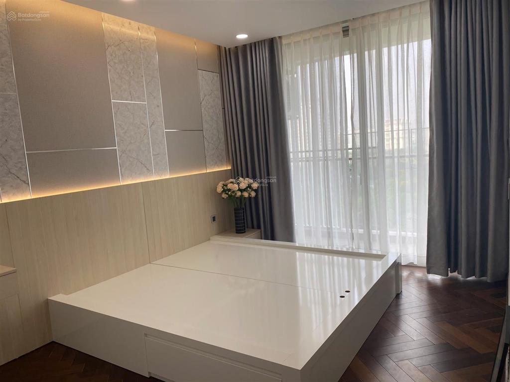 Chủ cần bán gấp midtown m6 | 3pn view triệu đô , đã có sổ ,giá bán 19 tỷ btp