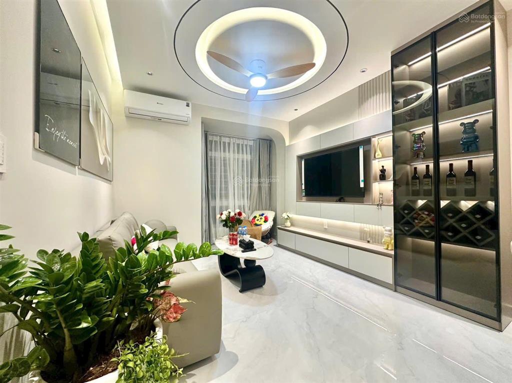 Cho thuê nhanh sky garden,pmh  2pn  1wc  73m2,nội thất mới 100% giá chỉ 23tr/th. 0337 959 ***