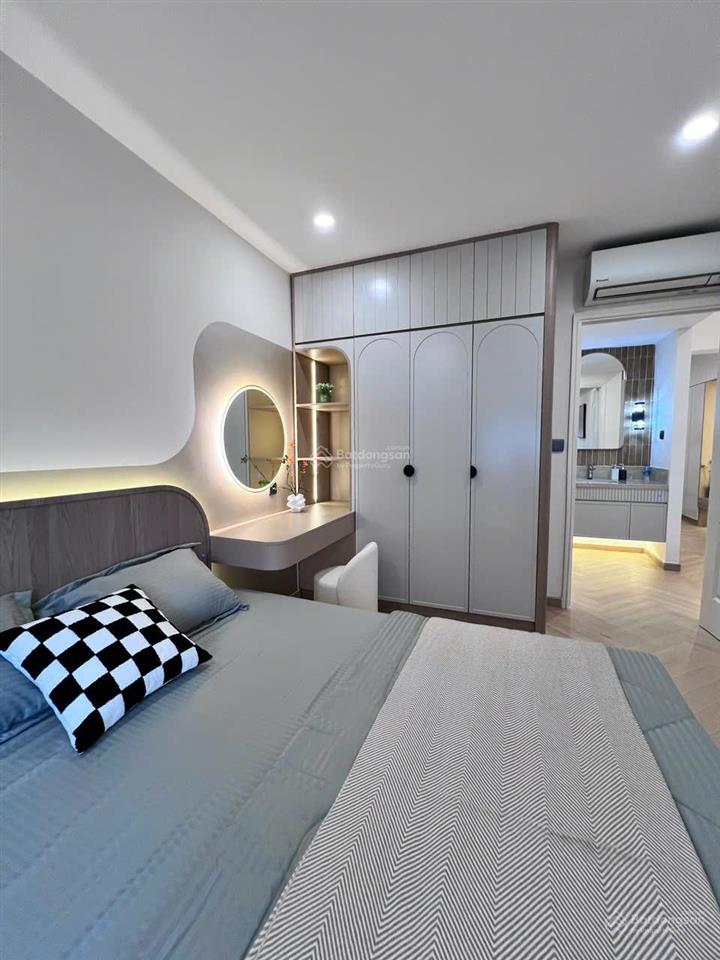 Bán mỹ khánh 1b 118m² view hồ bán nguyệt, nội thất mới 100%, giá 13.3 tỷ tl