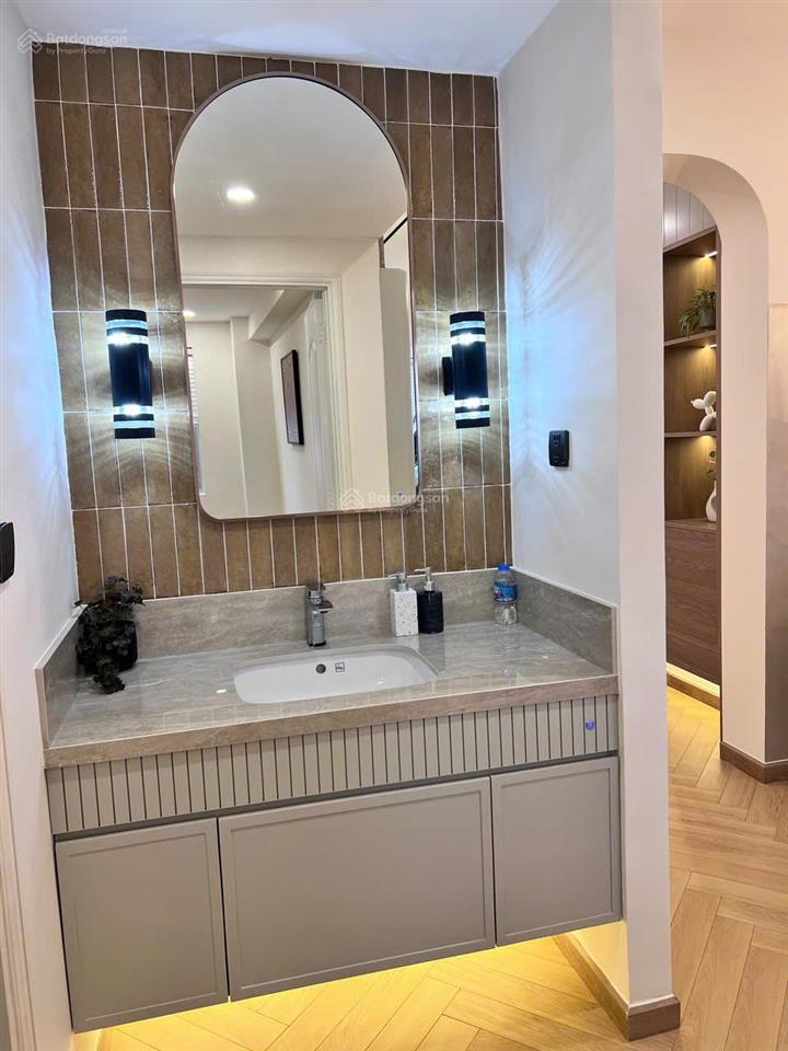 Bán mỹ khánh 1b 118m² view hồ bán nguyệt, nội thất mới 100%, giá 13.3 tỷ tl