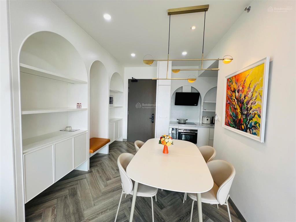 Cho thuê căn hộ the antonia, 2pn, full nội thất cao cấp, view biệt thự, nhà mới 100%  0337 959 ***