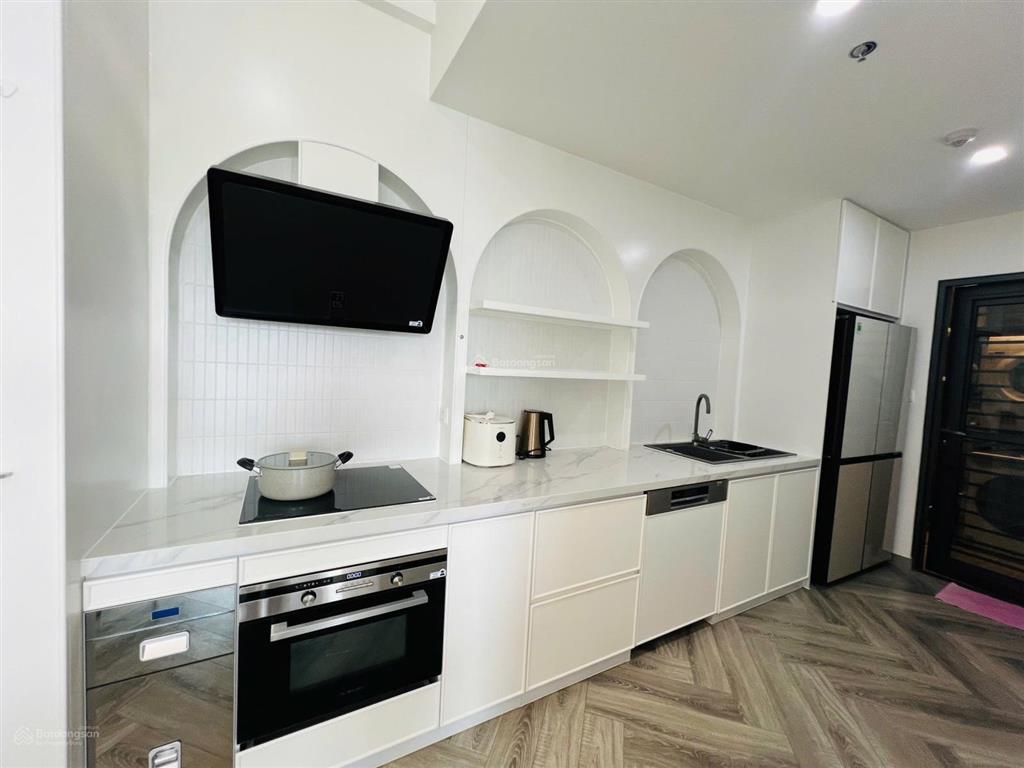 Cho thuê căn hộ the antonia, 2pn, full nội thất cao cấp, view biệt thự, nhà mới 100%  0337 959 ***