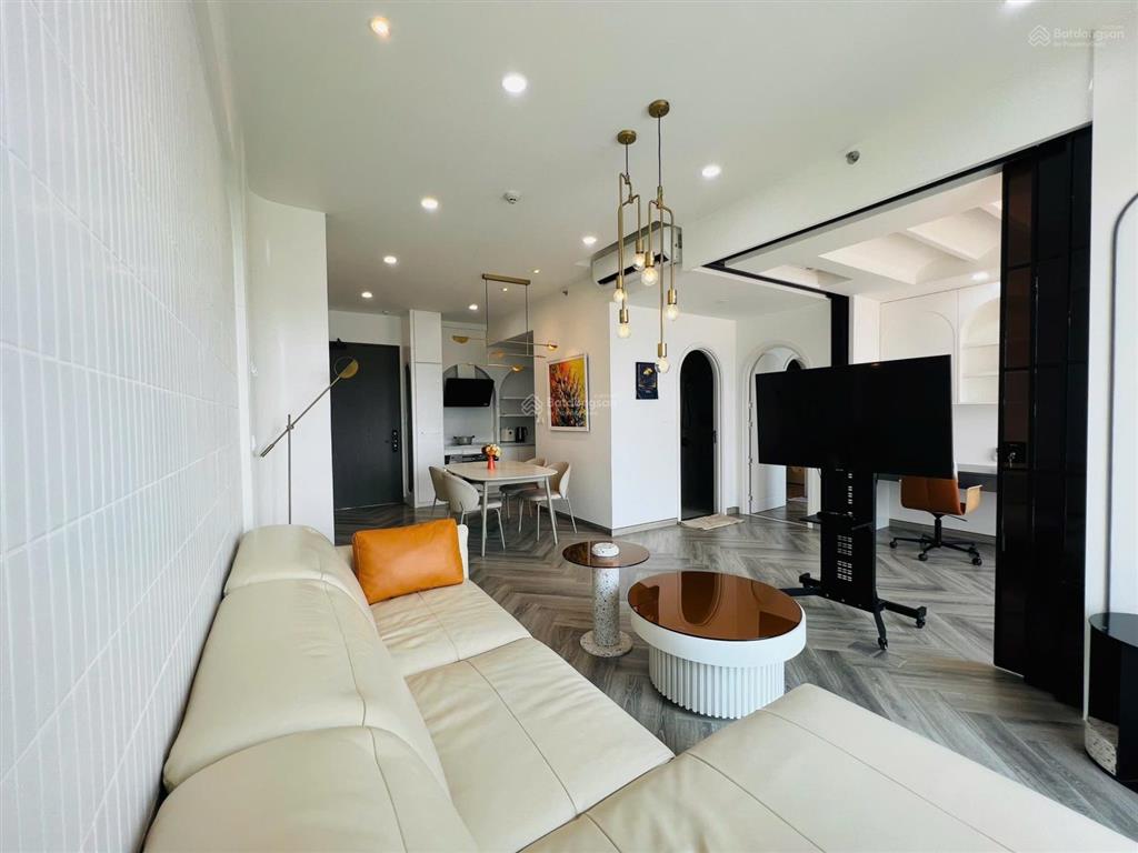 Cho thuê căn hộ the antonia, 2pn, full nội thất cao cấp, view biệt thự, nhà mới 100%  0337 959 ***