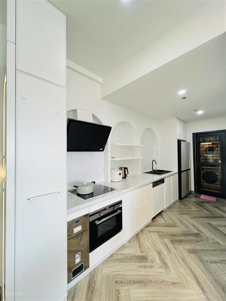 Cho thuê căn hộ the antonia, 2pn, full nội thất cao cấp, view biệt thự, nhà mới 100%  0337 959 ***