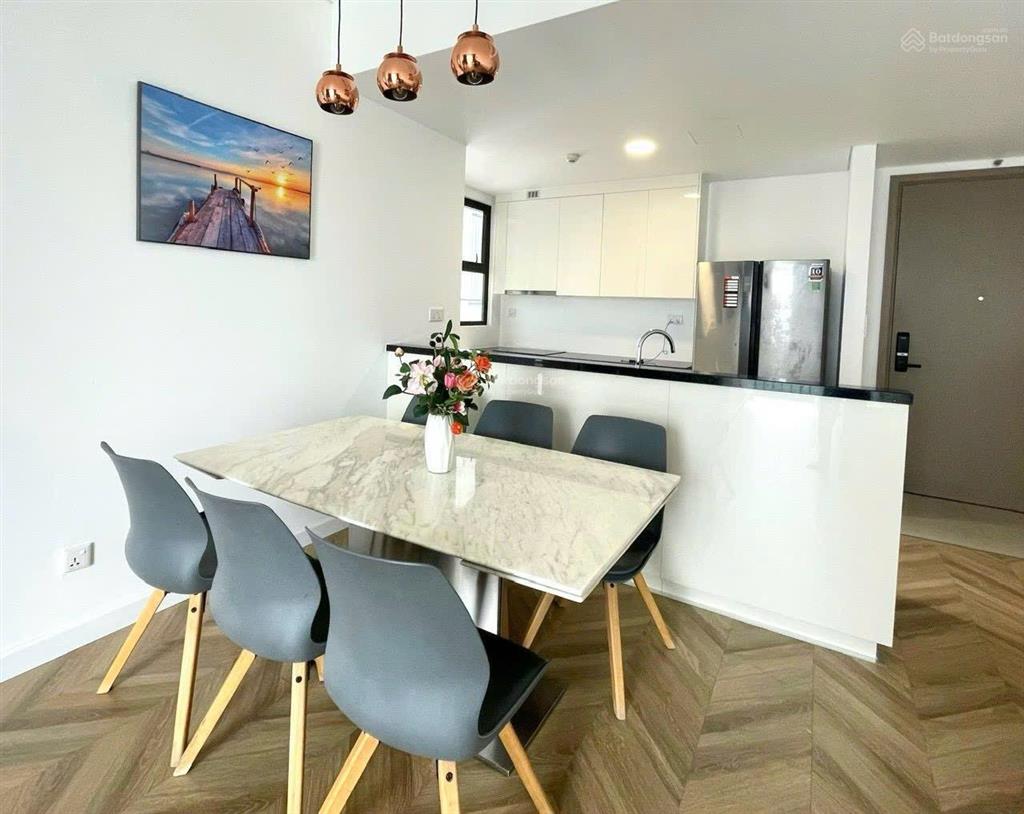 Cho thuê the riviera point  2pn  1 phòng làm việc  2wc, nhà như hình không đăng ảo, 27tr/tháng
