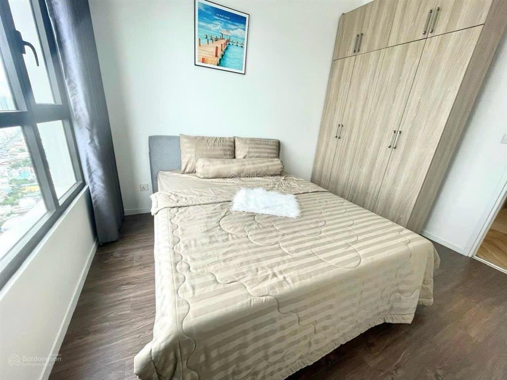 Cho thuê the riviera point  2pn  1 phòng làm việc  2wc, nhà như hình không đăng ảo, 27tr/tháng