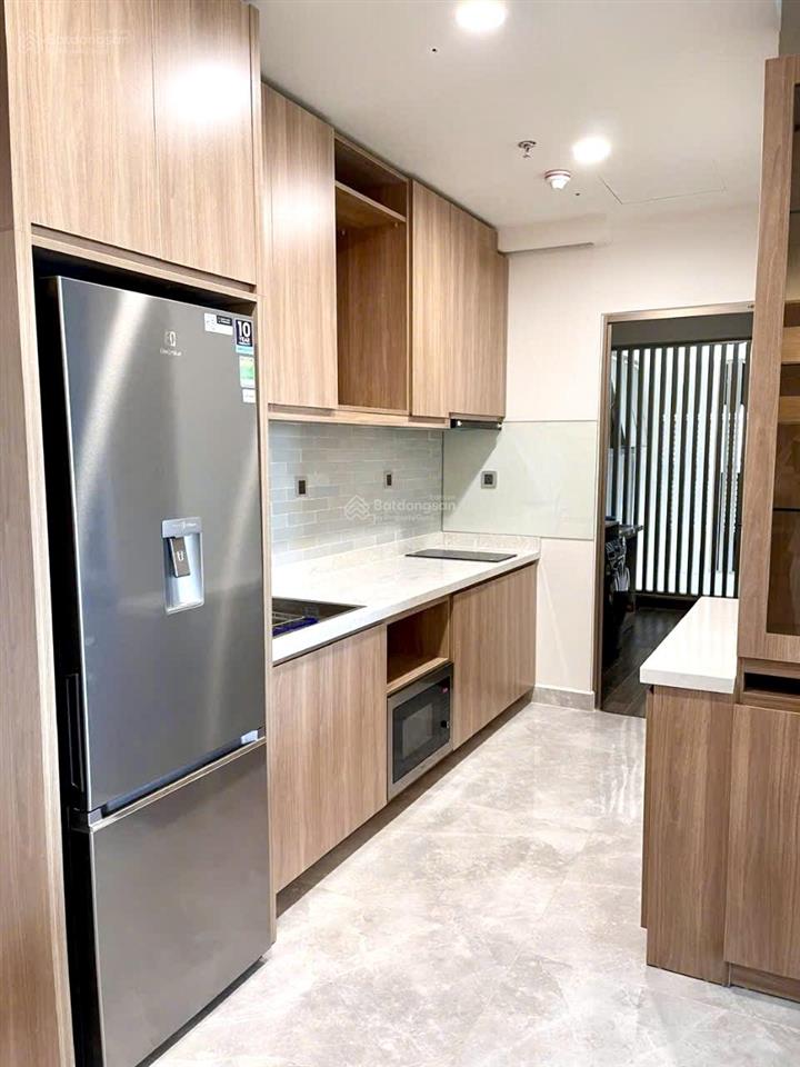 Cần cho thuê midtown the peak 2pn  2wc  full nội thất mới  nhà thật 100%  giá 30tr