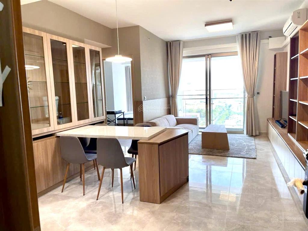 Cần cho thuê midtown the peak 2pn  2wc  full nội thất mới  nhà thật 100%  giá 30tr