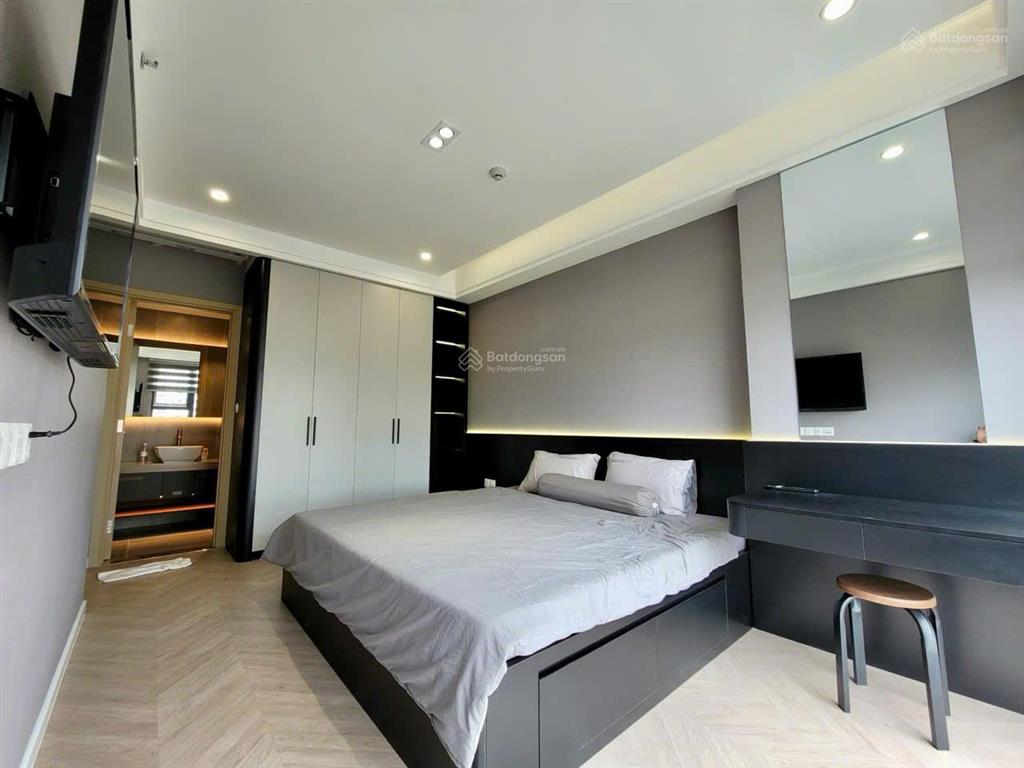 Cho thuê the antonia 80m2  2pn  2wc, view biệt thự, giá thuê 27tr/tháng (bao phí quản lý)