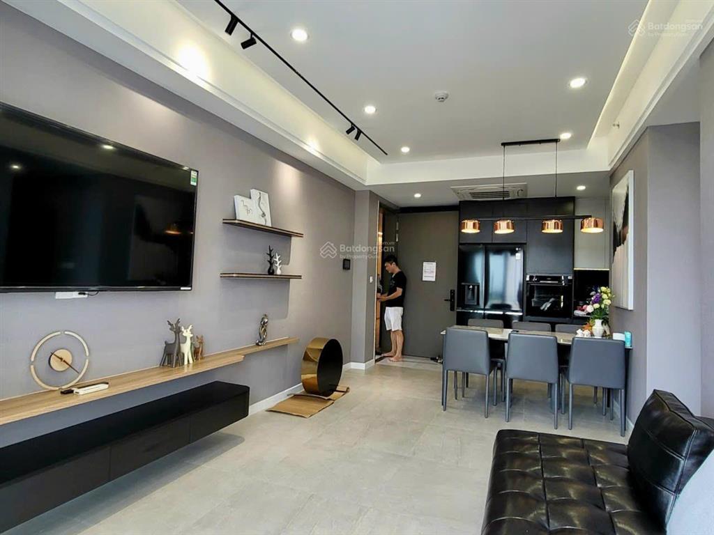 Cho thuê the antonia 80m2  2pn  2wc, view biệt thự, giá thuê 27tr/tháng (bao phí quản lý)