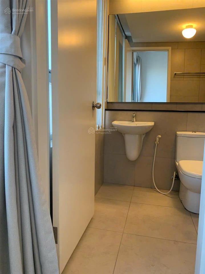 Cho thuê the riviera point  2pn  1 phòng làm việc  2wc, nhà như hình 100%, 17tr/tháng