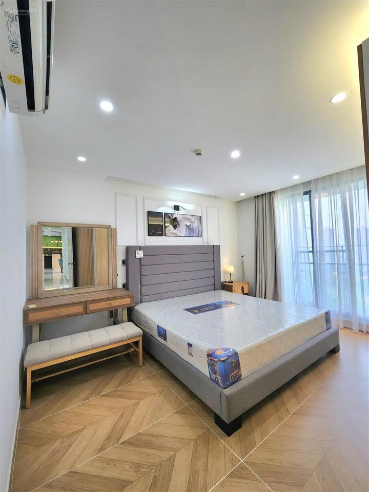 Cho thuê nhanh green valley, pmh, q7. dt 120m2 3pn, full nội thất cao cấp 100%, giá 33 triệu