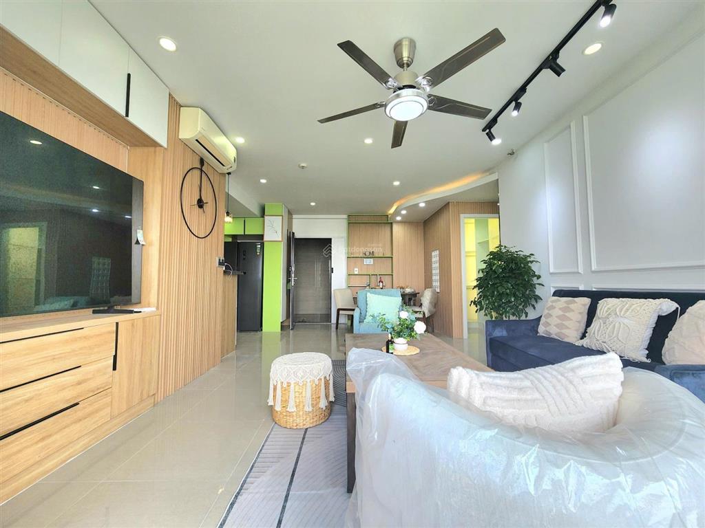 Cho thuê nhanh green valley, pmh, q7. dt 120m2 3pn, full nội thất cao cấp 100%, giá 33 triệu
