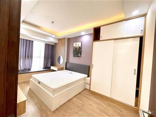 Cho thuê căn góc midtown 2pn2wcview biệt thự có ô xe  giá 28tr, rõ ràng nhà mới 100%