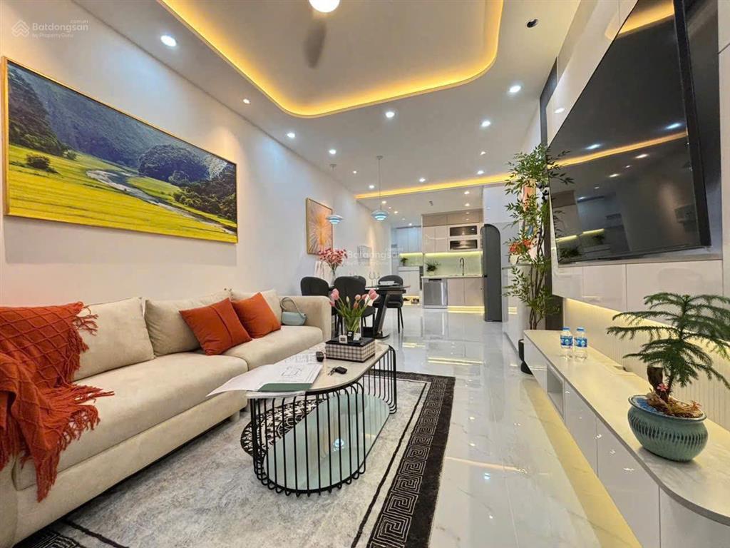 Cho thuê căn hộ 3pn2wc chỉ 28 triệu, nhà như hình 100%, nhận tìm nhà theo nhu cầu