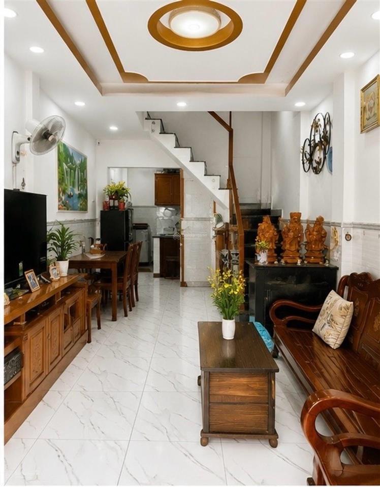 Hẻm ô tô khu vip tân phú  giáp tân bình  3.2 x 10  3 tầng  4 phòng ngủ  chỉ 3.5 tỷ