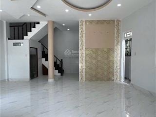 Lô góc q6  sát nguyễn văn luông  p. bình phú  đường nhựa 8m  3 tầng btct  62m²  5pn