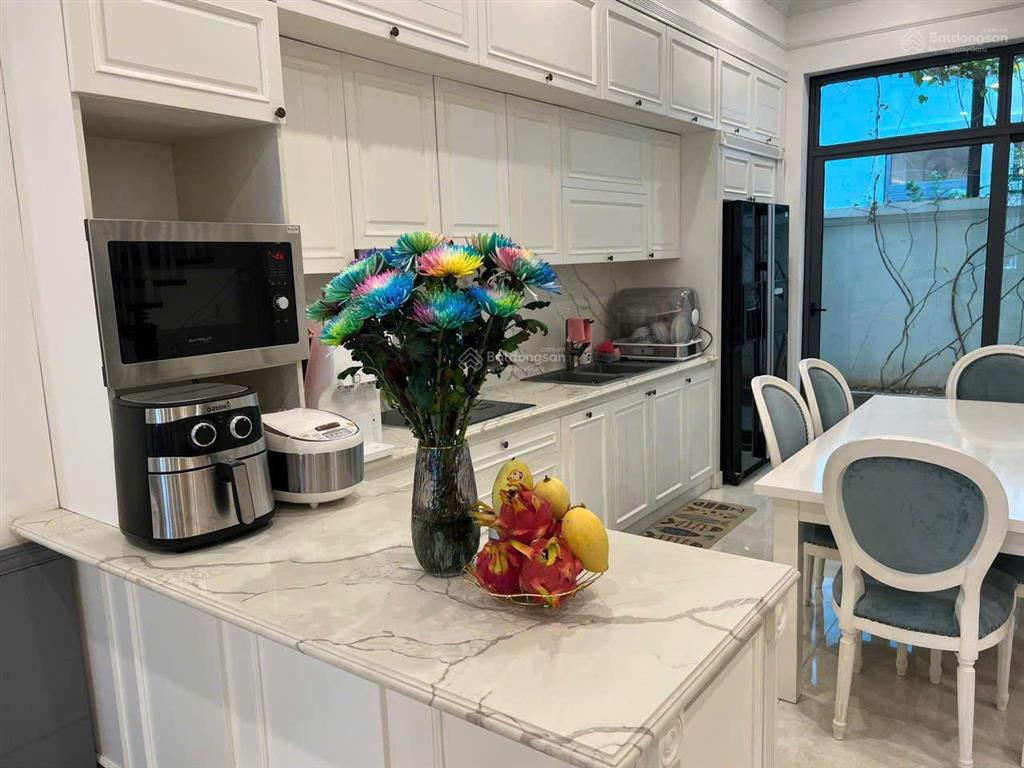Cho thuê biệt thự vinhomes riverside the harmony nguyệt quế full nội thất giá chỉ 36tr/tháng